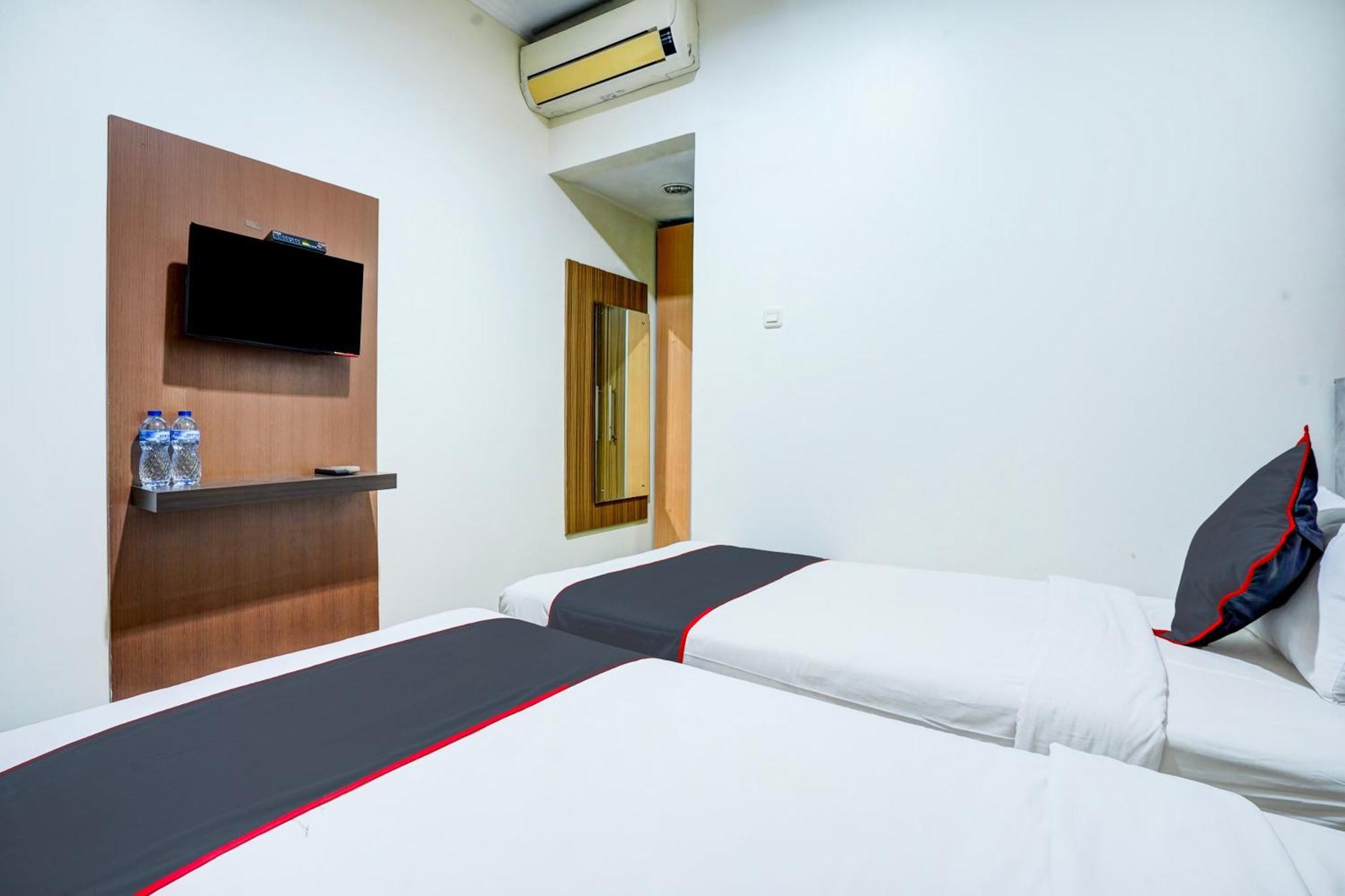 Hotel O Padang City Center Near Pantai Padang Formerly D'Dhave Hotel Esterno foto