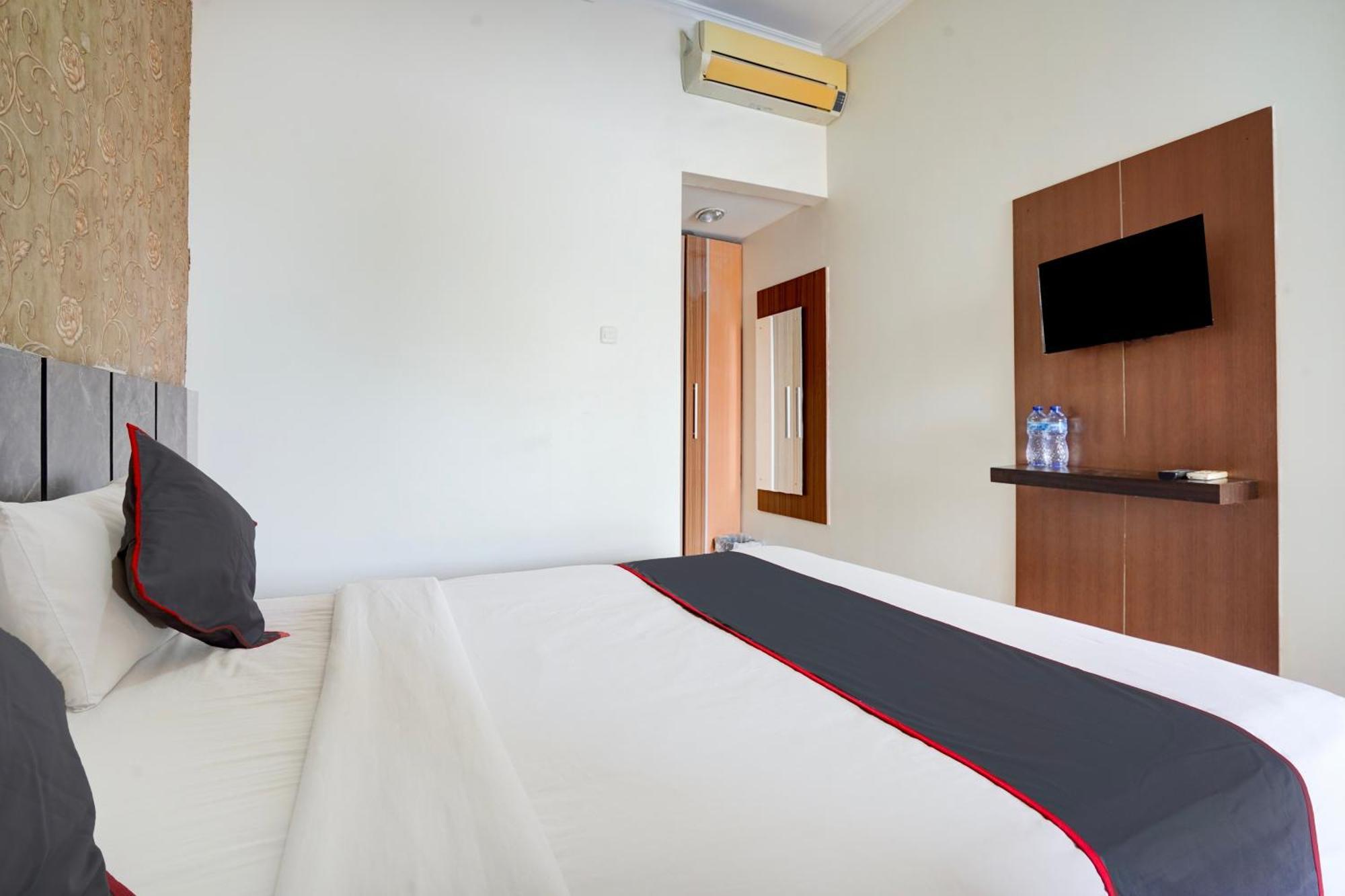 Hotel O Padang City Center Near Pantai Padang Formerly D'Dhave Hotel Esterno foto